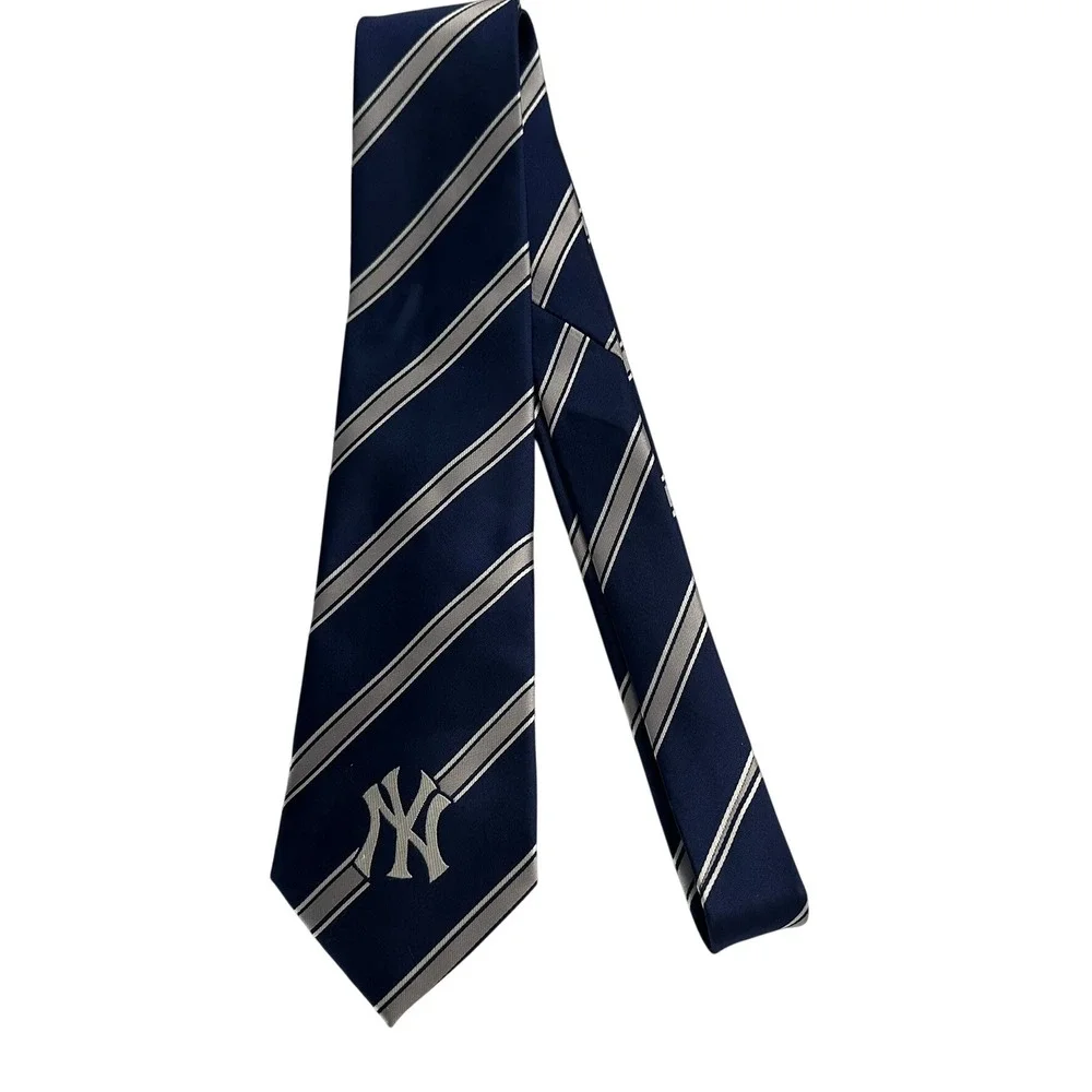 MLB New York Yankees Mens Necktie Navy Blue Grey Striped Logo Tie Baseball Fan